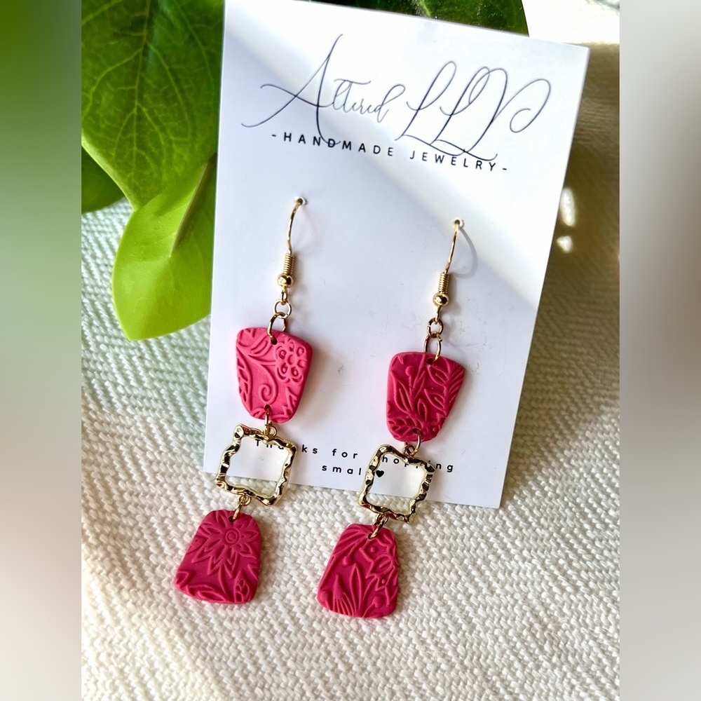 2/$30 Pink and Gold Dangle Earrings